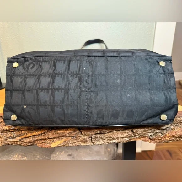AUTHENTIC Chanel Travel Line Tote - Black - Picture 4 of 5
